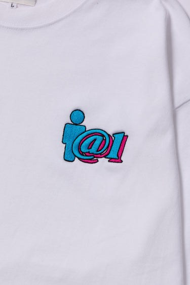@1 TEE / WHT - vaultroom 公式オンラインストア