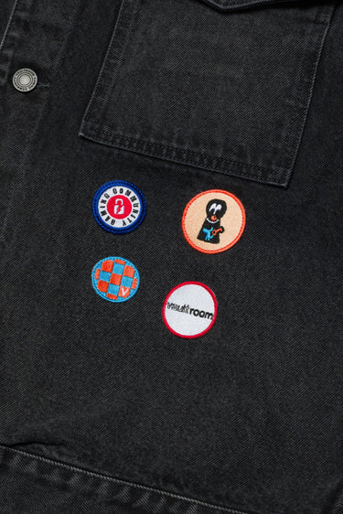 EMB PATCH DENIM JACKET / BLACK - vaultroom 公式オンラインストア