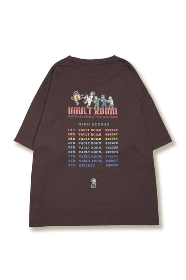 GAME SCORE TEE / BROWN - vaultroom 公式オンラインストア