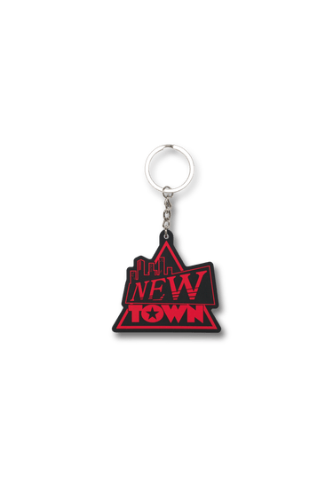 【受注販売】NEWTOWN LOGO RUBBER KEY CHAIN / RED - vaultroom 公式オンラインストア
