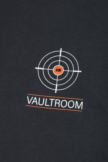 TARGET TEE / CHARCOAL - vaultroom 公式オンラインストア
