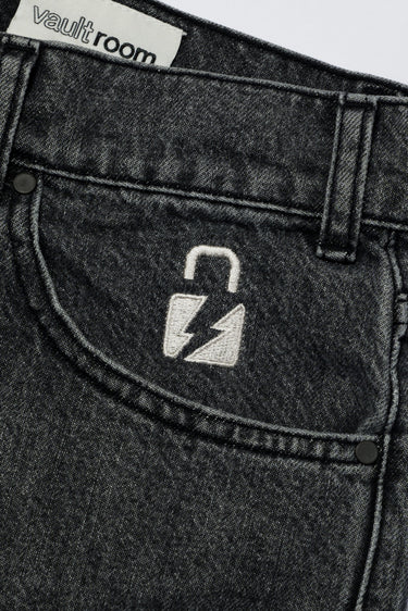 VAULTROOM BERMUDA SHORTS / BLACK - vaultroom 公式オンラインストア