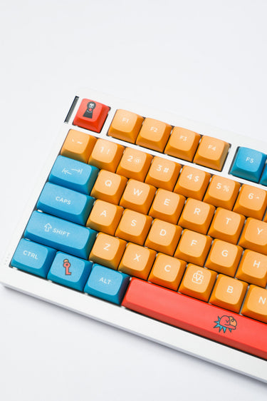 vaultroom × Corsair K65 Plus Wireless - vaultroom 公式オンラインストア