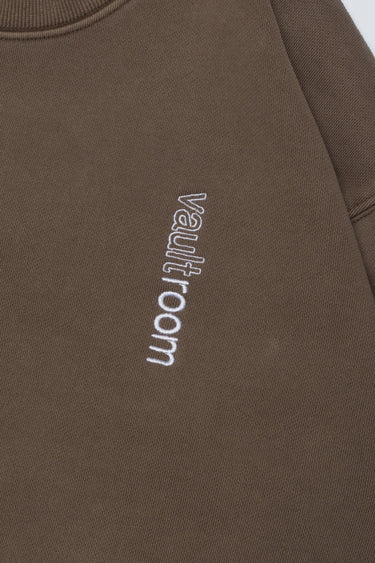 VERTICAL LOGO DYED CREWNECK / BROWN - vaultroom 公式オンラインストア