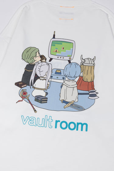 VR / FRIEREN TEE / WHITE - vaultroom 公式オンラインストア