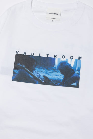 VR × FUJIKO FILM STILL TEE / WHITE - vaultroom 公式オンラインストア