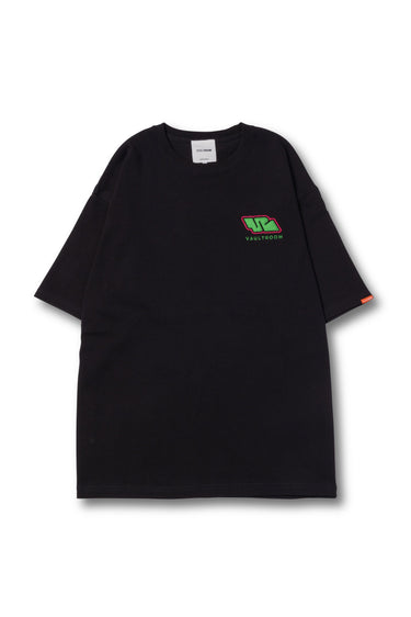 VR LOGO TEE / BLK × GRN - vaultroom 公式オンラインストア