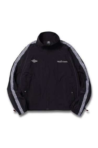 VR x UMBRO NYLON JACKET - vaultroom 公式オンラインストア