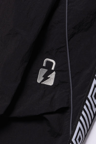 VR x UMBRO NYLON PANTS - vaultroom 公式オンラインストア