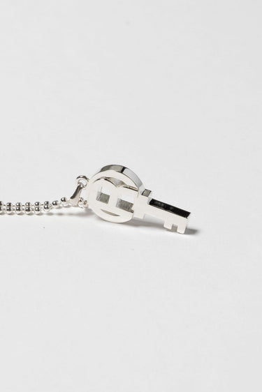 KEY NECKLACE "R" - vaultroom 公式オンラインストア