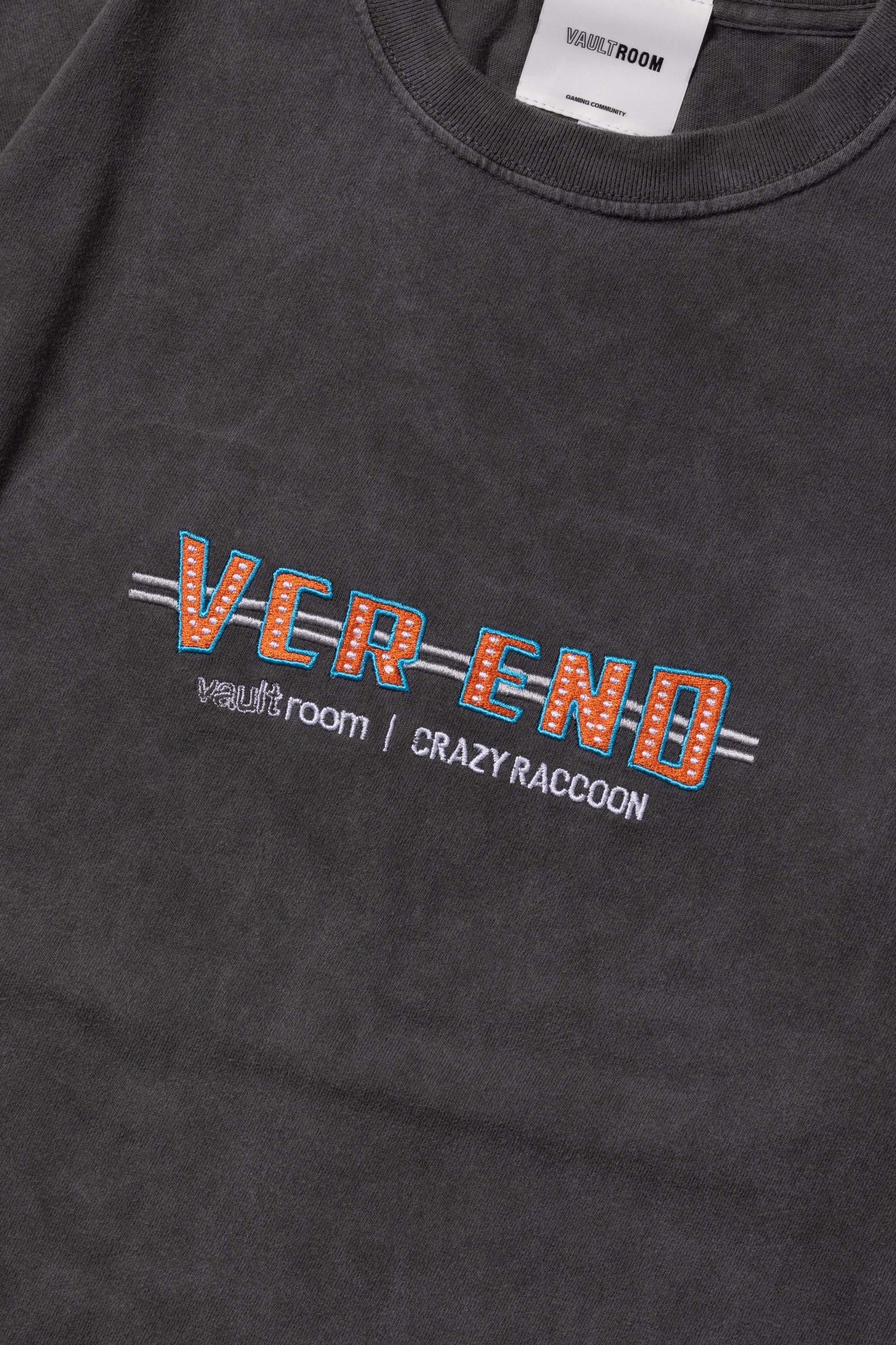 VAULTROOM × 002 TEE XL CHARCOAL XLvaultroom - Tシャツ/カットソー