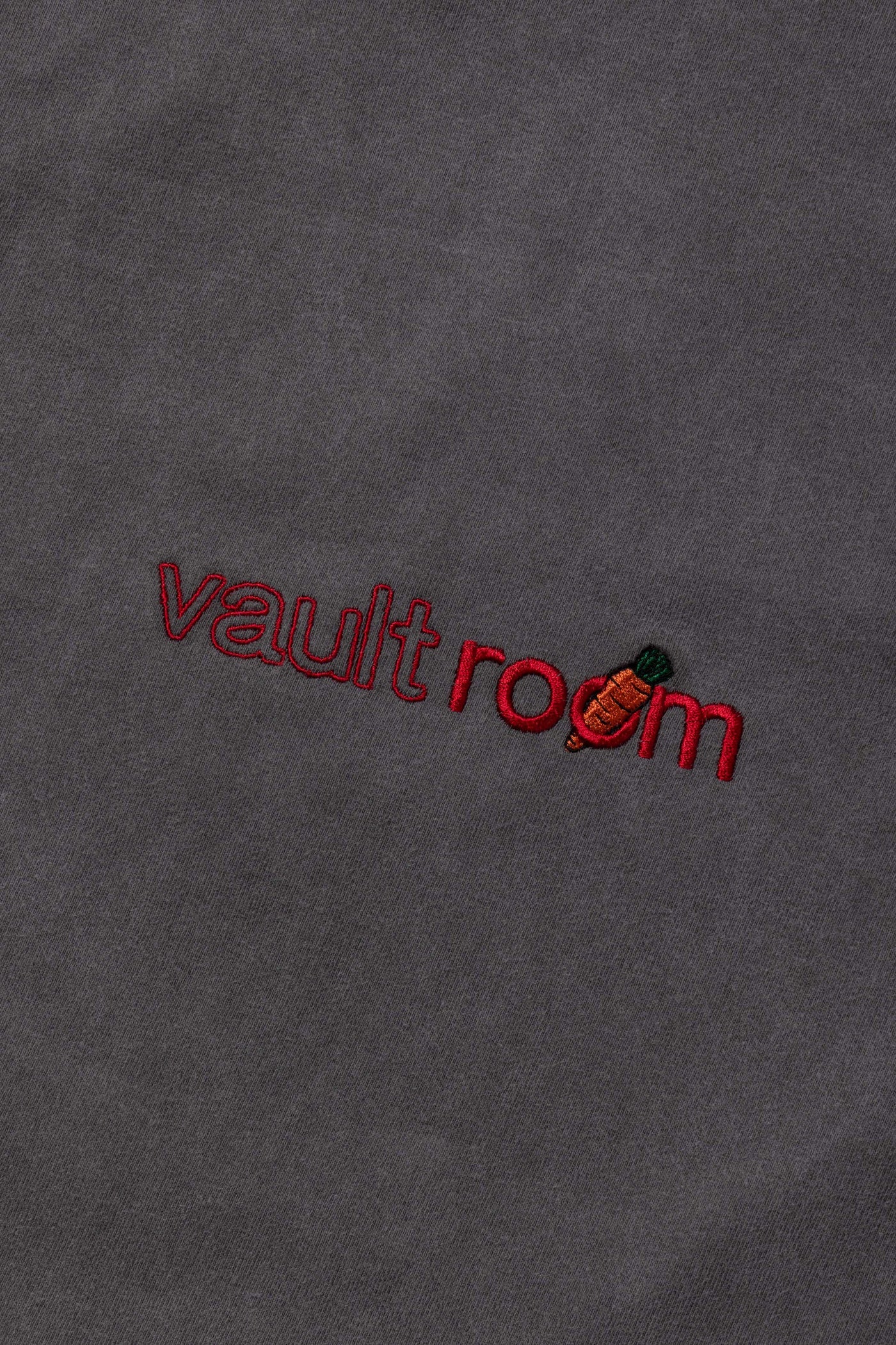 vaultroom SKULL PEKORA TEE /charcoalvaultroom