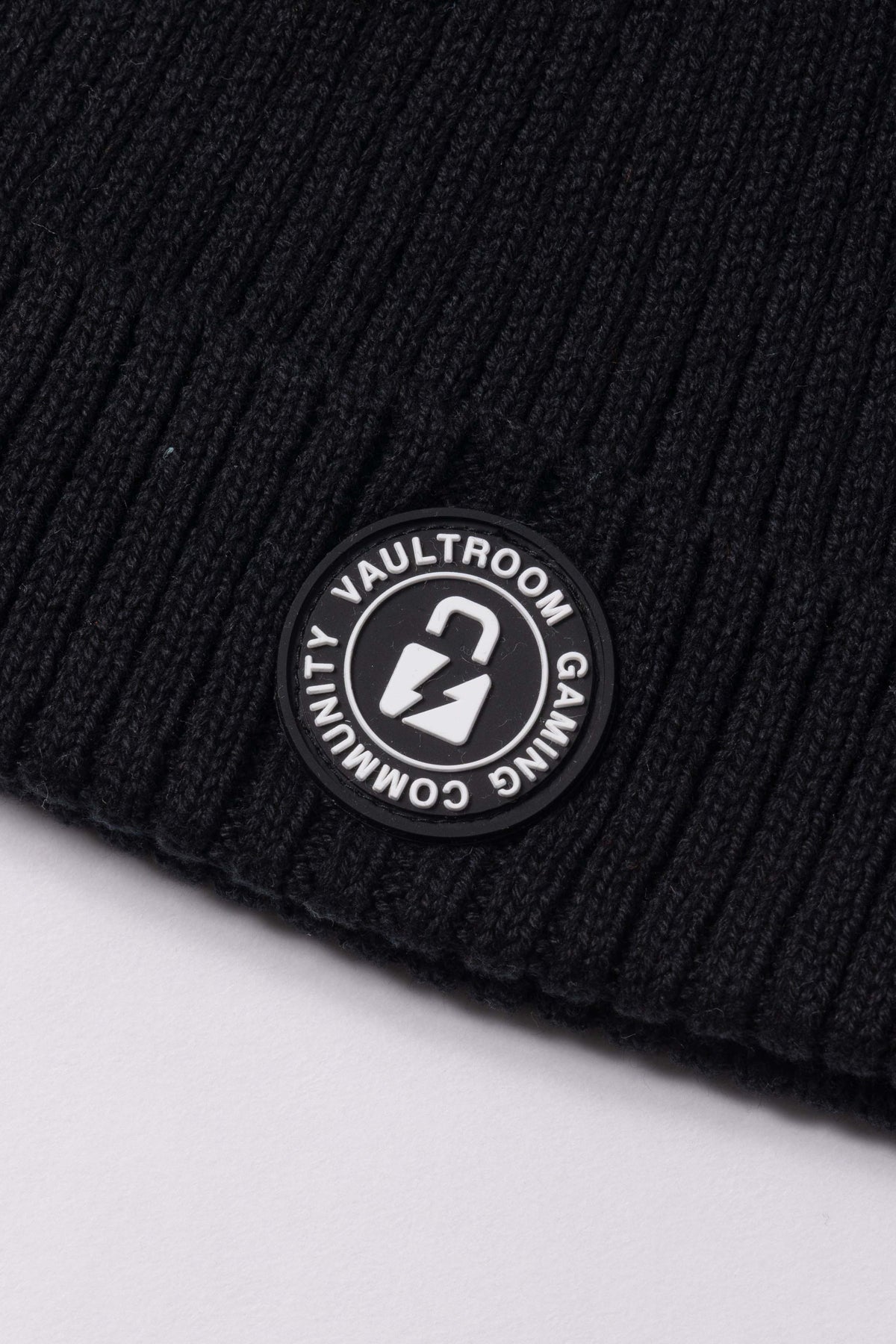 VGC PATCH BEANIE / BLK – VAULTROOM