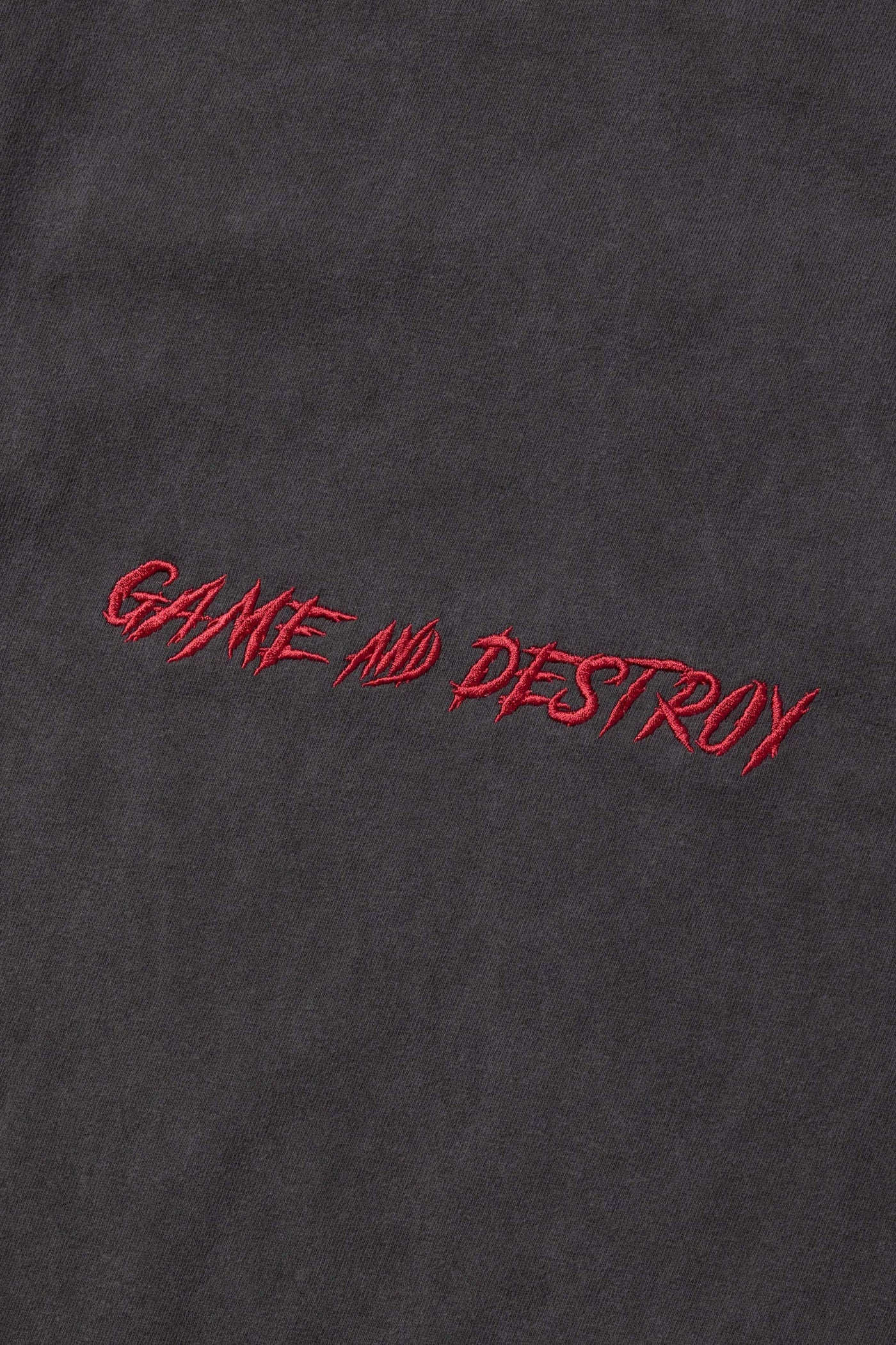 GAME AND DESTROY TEE CHARCOAL vaultroom | nate-hospital.com