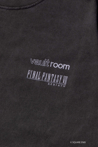 BUSTER SWORD TEE 〈FFVII REBIRTH × vaultroom〉 / CHARCOAL - vaultroom 公式オンラインストア