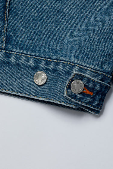 EMB PATCH DENIM JACKET / WASH BLUE - vaultroom 公式オンラインストア