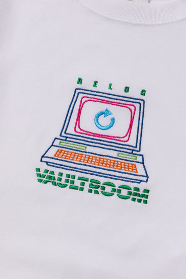 RELOG TEE / WHT - vaultroom 公式オンラインストア