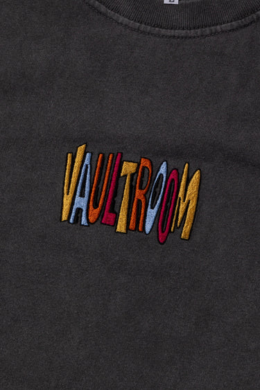 TOON LOGO TEE / CHARCOAL - vaultroom 公式オンラインストア
