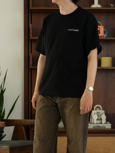 TYPOGRAPHY TEE / BLACK