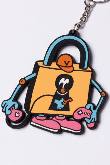 VAULTROOM RUBBER KEYCHAIN - vaultroom 公式オンラインストア