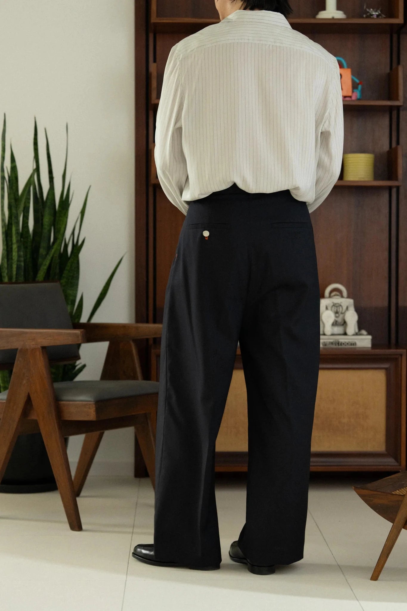 VGC WOOL WIDE SLACKS / DARK NAVY – vaultroom 公式オンラインストア VGC WOOL WIDE SLACKS / DARK NAVY – vaultroom 公式オンラインストア