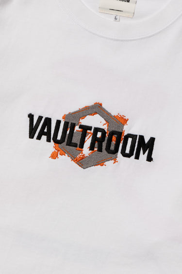 VR × GOUKI TEE / WHT - vaultroom 公式オンラインストア