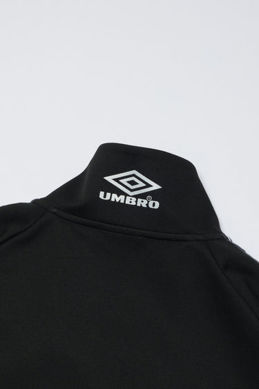 VR × UMBRO TRACK JACKET - vaultroom 公式オンラインストア