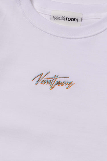 Women's SCRIPT LOGO CROPPED L/S TEE / WHT - vaultroom 公式オンラインストア