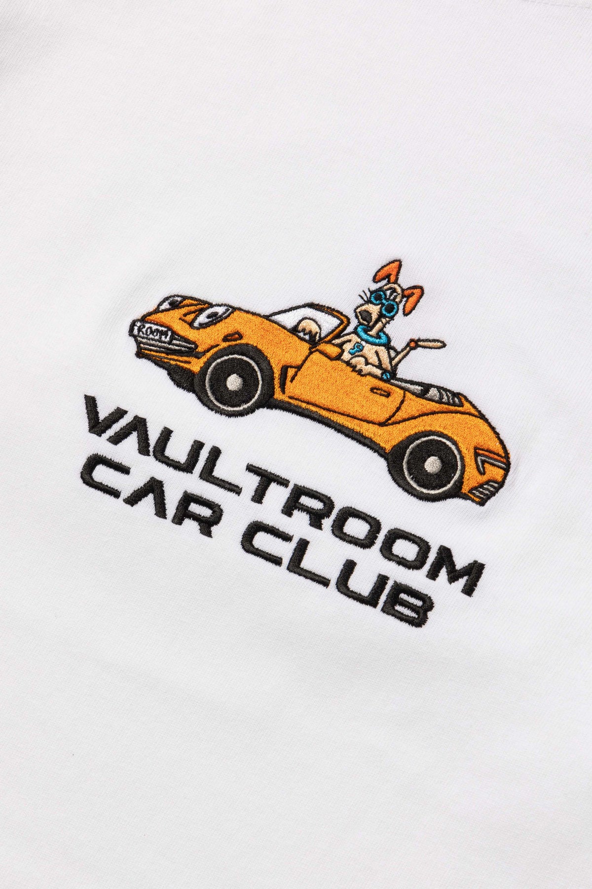 CAR CLUB TEE / WHT – VAULTROOM