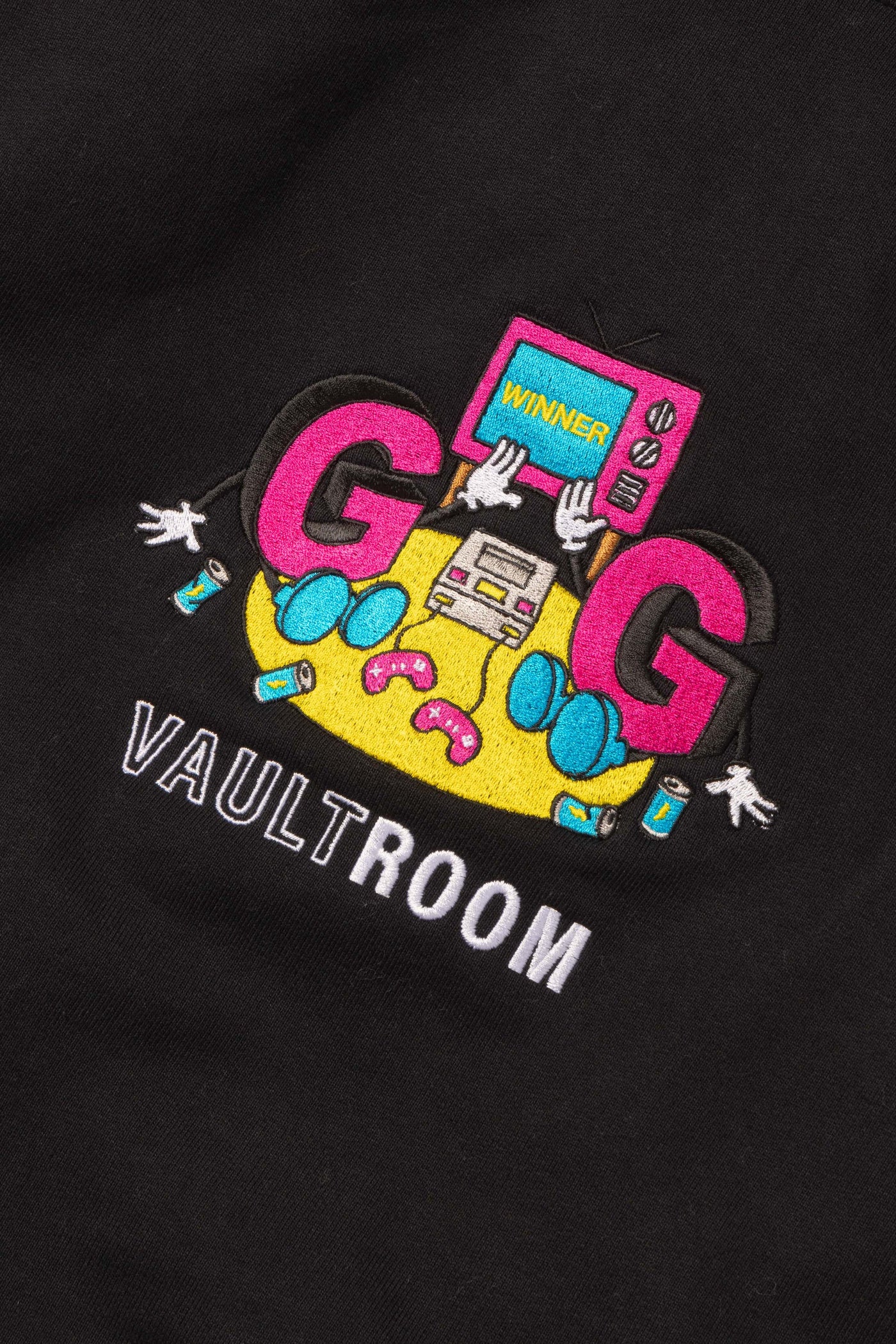 VAULTROOM GAMING\u0026RESORT HOODIE / BLKタイププルオーバー - パーカー