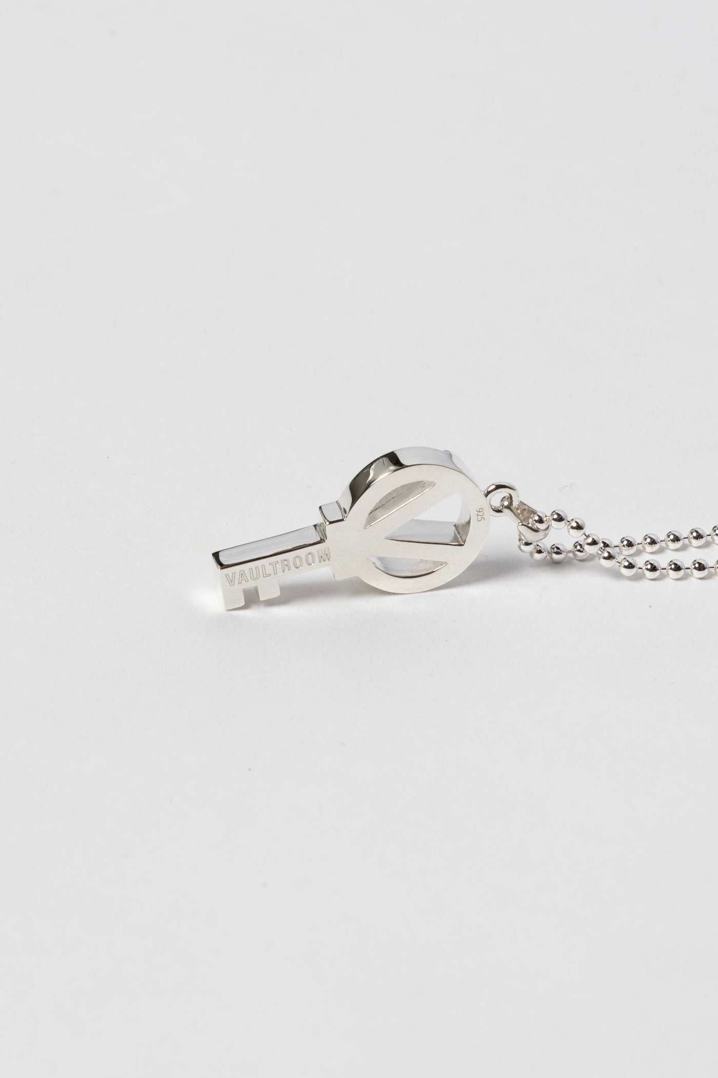 vaultroom KEY NECKLACE \