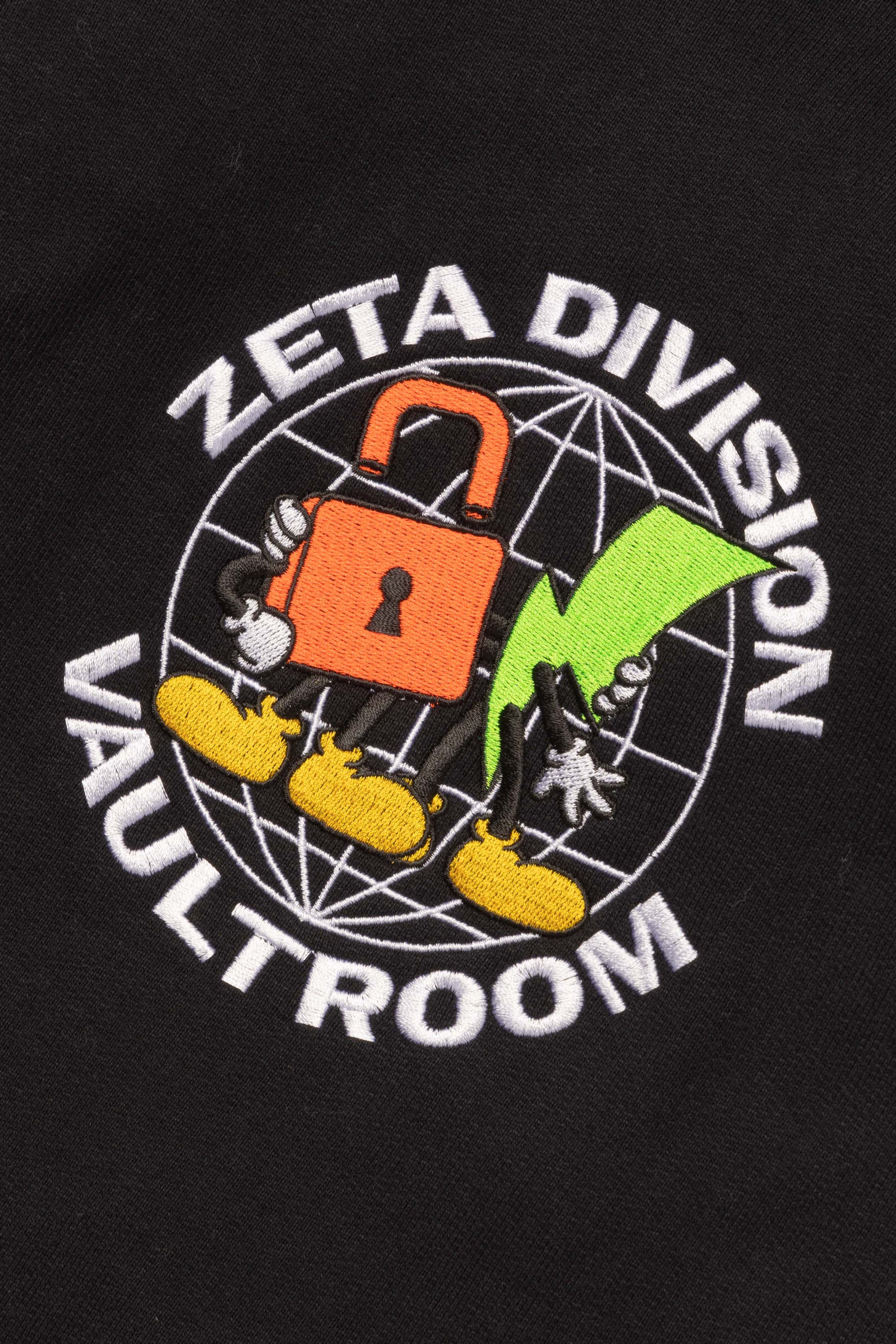 VR × ZETA Hoodie – VAULTROOM