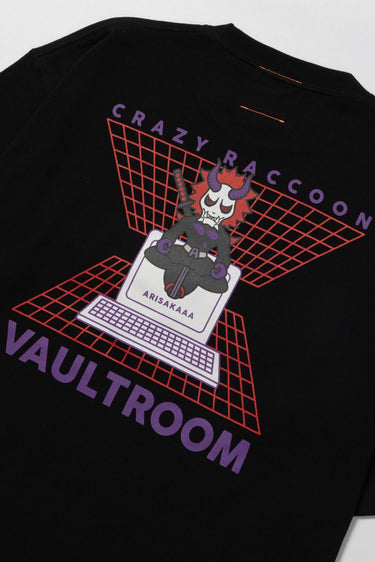 vaultroom "ARISAKAAA" TEE / BLK - vaultroom 公式オンラインストア