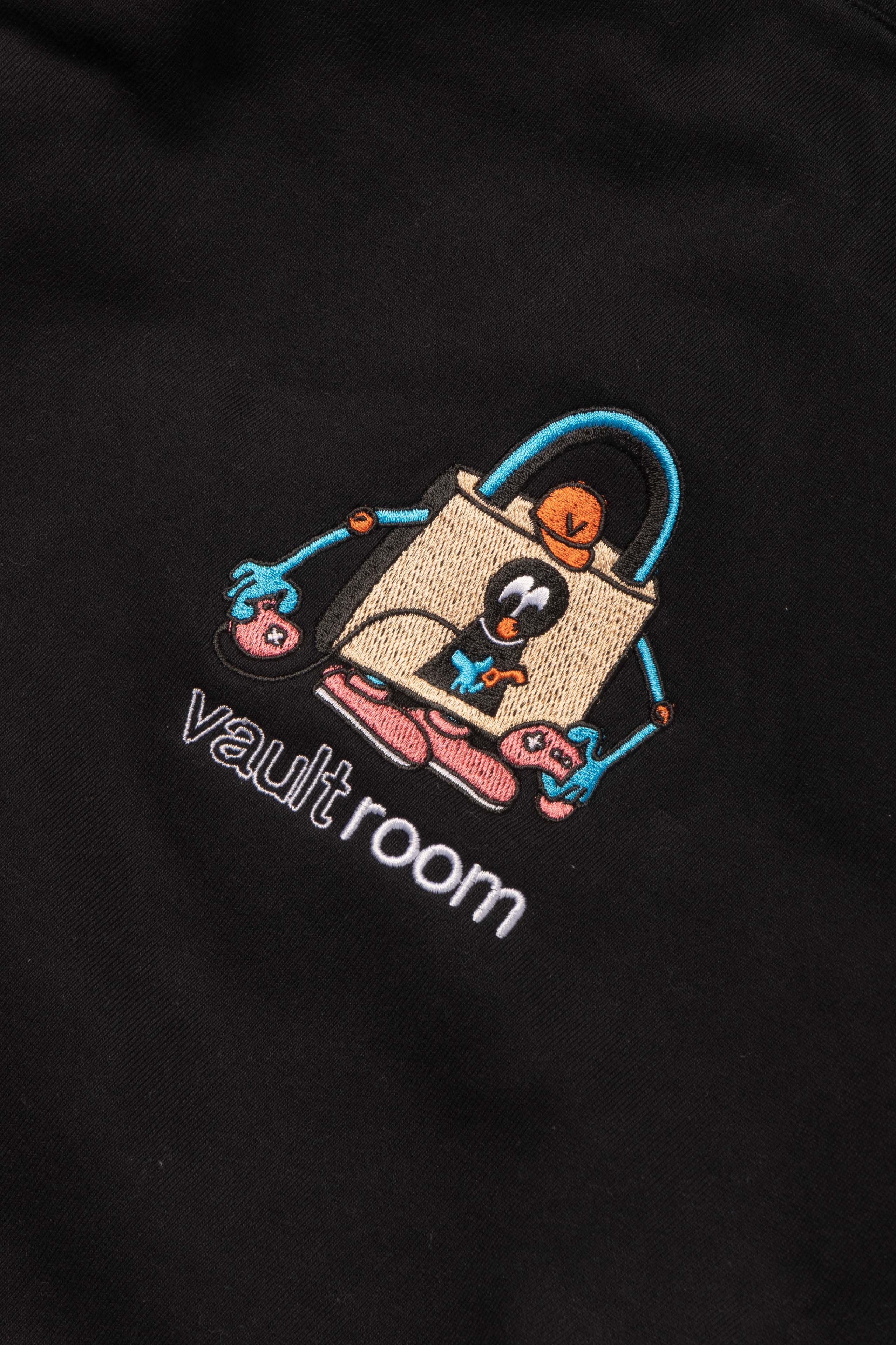 VAULTROOM LOGO HOODIE / BLK – vaultroom 公式オンラインストア